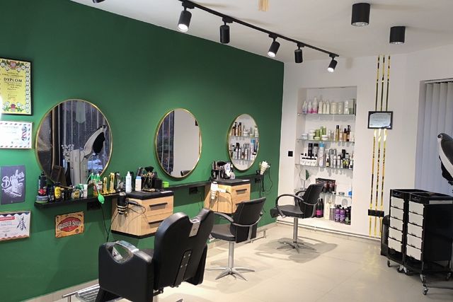 Cameleon Salon Fryzur & Barber — barbershop w Krakowie