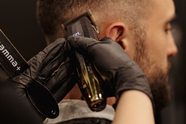 Krakowska Pracownia Wizerunku Barber — barbershop w Krakowie