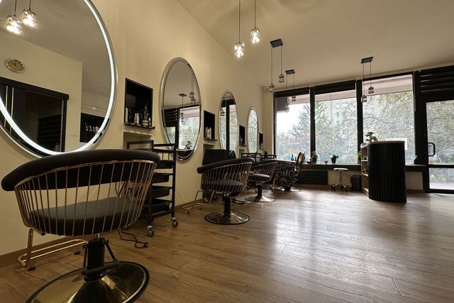 SHANTI BARBER & SALON FRYZJERSKI — barbershop w Krakowie