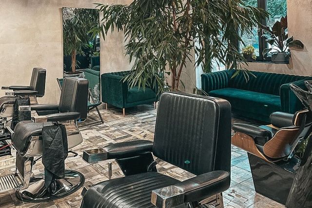 Urban Jungle Barber Kazimierz — barbershop w Krakowie